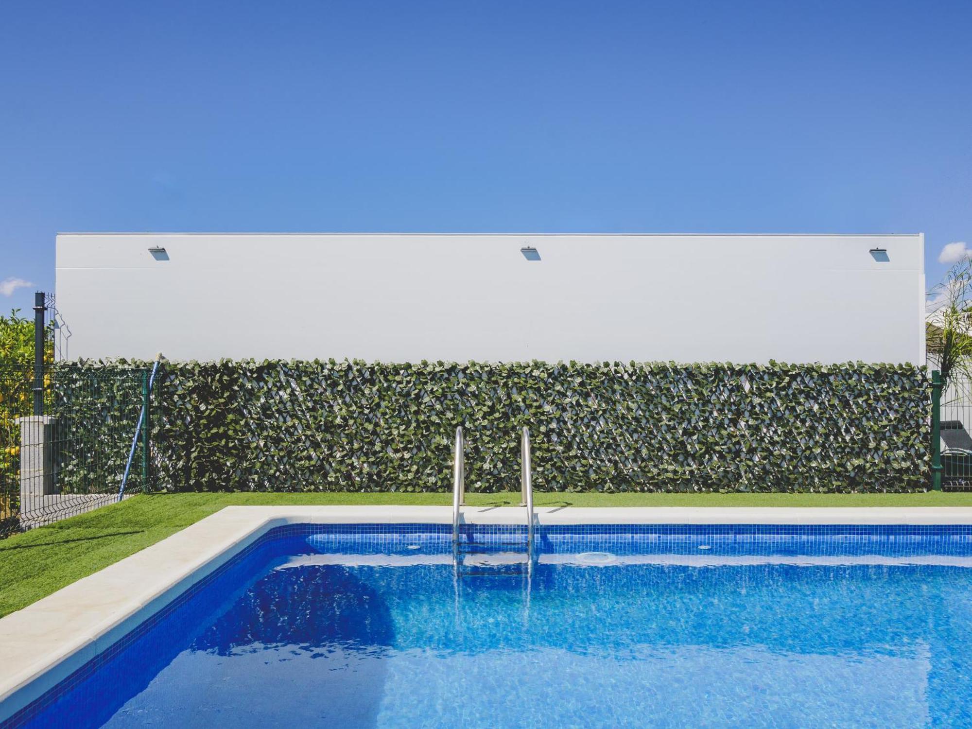 Cubo'S Casa Fernando Vila Cártama Exterior foto